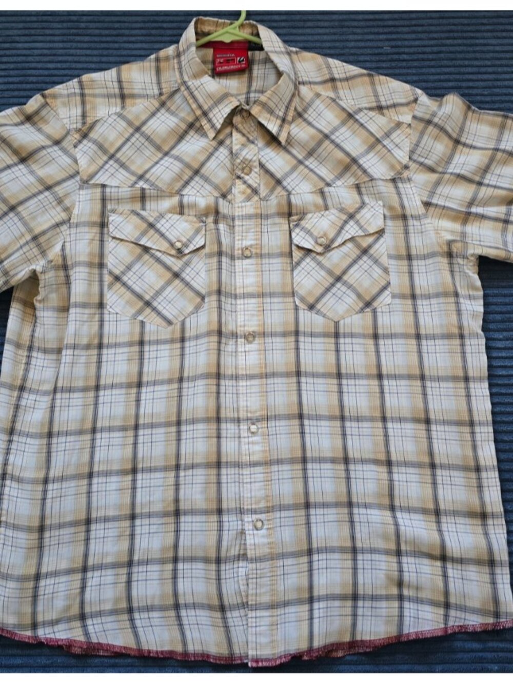 QUIKSILVER Quik Jeans Plaid Short Sleeve Shirt Men’s L Beige Blue VTG Hong Kong